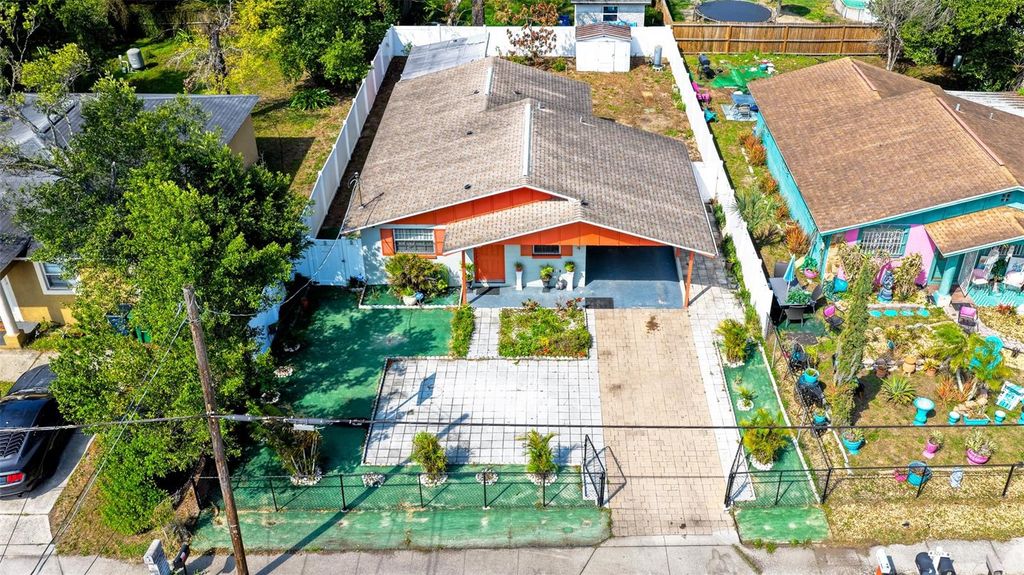 Image 25 of property listing at 3714 N 55TH STREET, Tampa, FL 33619