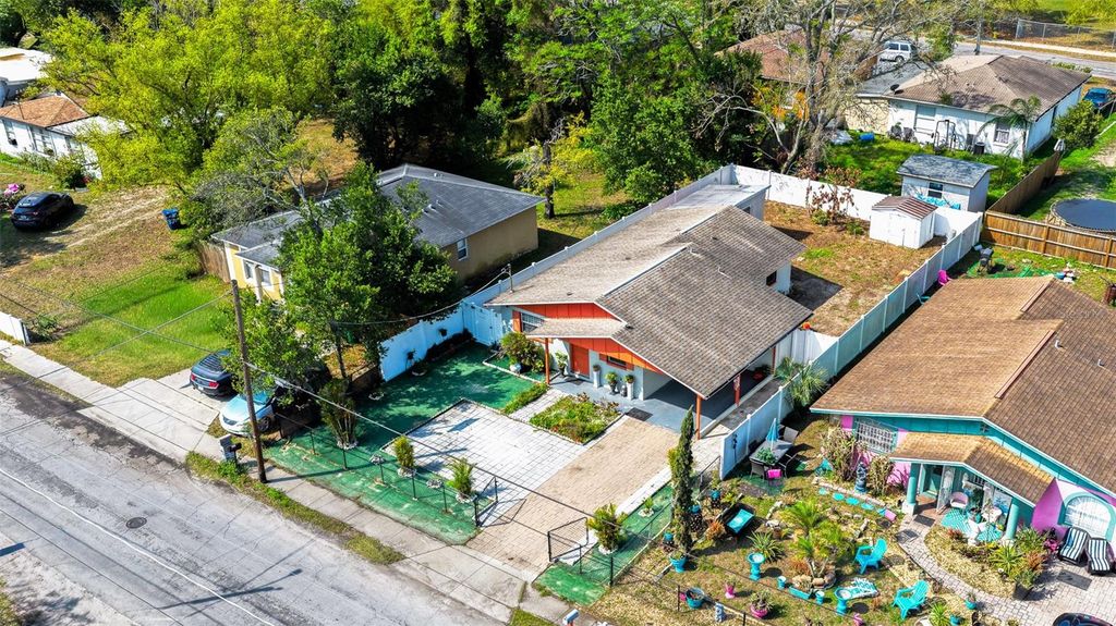 Image 28 of property listing at 3714 N 55TH STREET, Tampa, FL 33619
