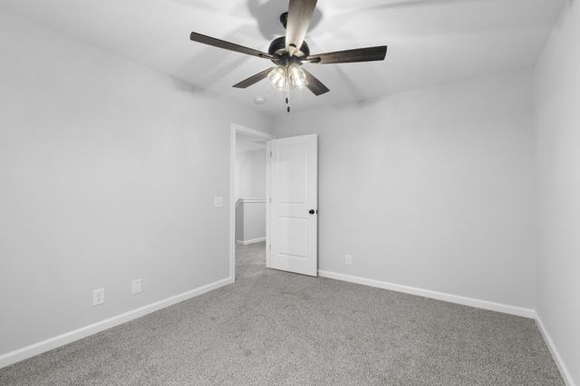 264 Kildeer Dr, Clarksville, TN 37040