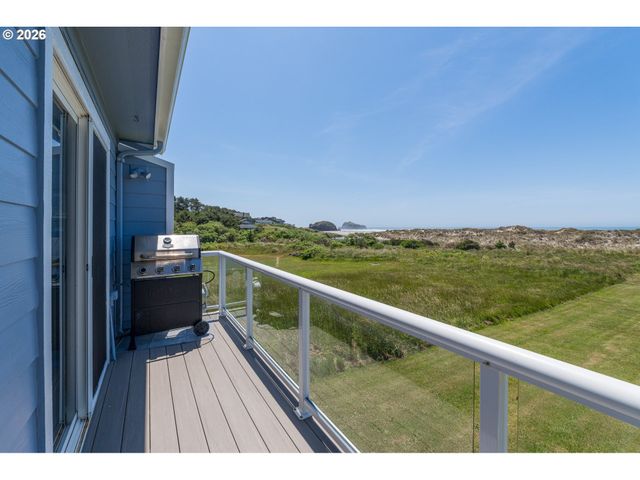 3356 Beach Loop Drive, Bandon, OR 97411