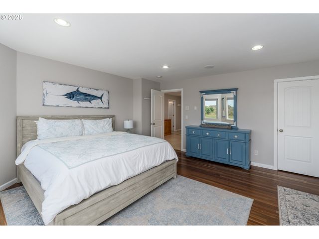 3356 Beach Loop Drive, Bandon, OR 97411