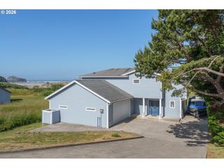 3356 Beach Loop Drive, Bandon, OR 97411