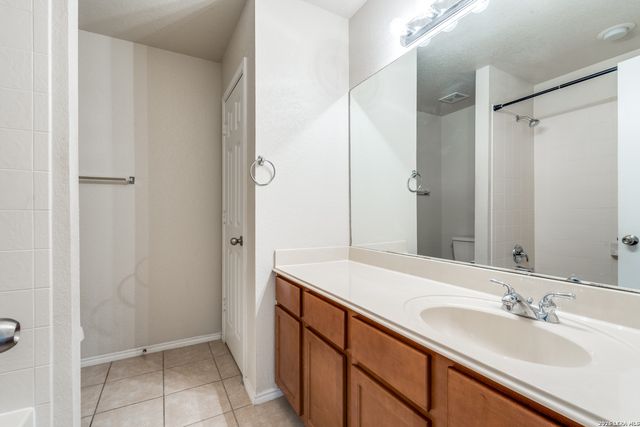 469 Silver Buckle, Schertz, TX 78154