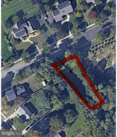 396 LINDEN ST, Moorestown, NJ 08057