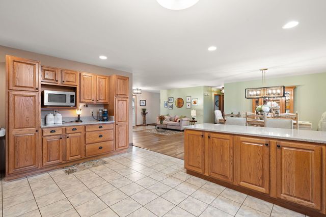 167 Wood Duck Drive, Valparaiso, IN 46385