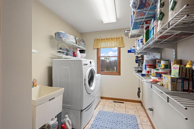 167 Wood Duck Drive, Valparaiso, IN 46385