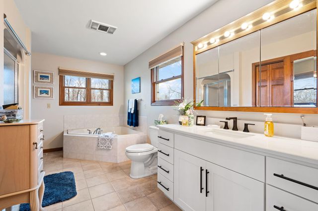 167 Wood Duck Drive, Valparaiso, IN 46385