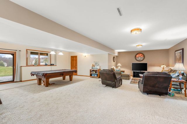 167 Wood Duck Drive, Valparaiso, IN 46385