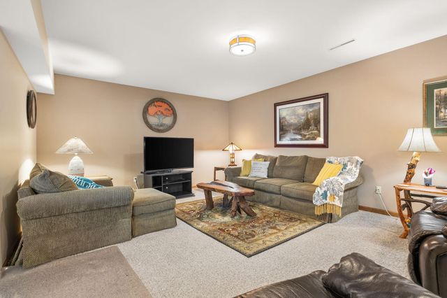 167 Wood Duck Drive, Valparaiso, IN 46385