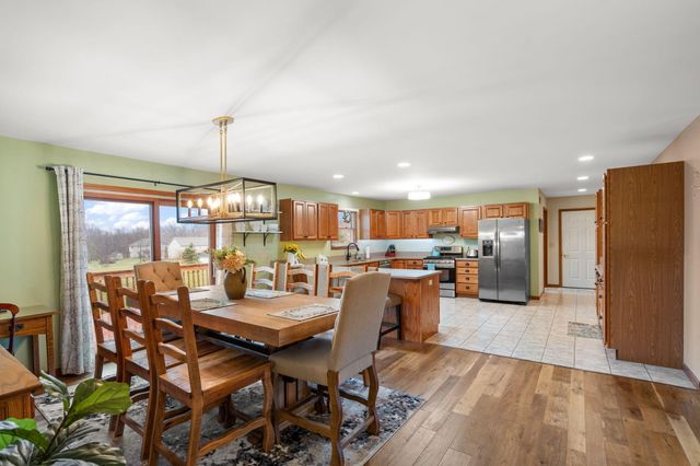 167 Wood Duck Drive, Valparaiso, IN 46385