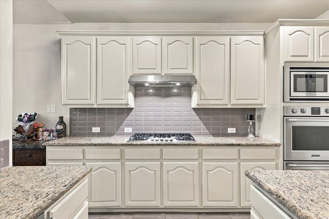 2912 Alta, Grand Prairie, TX 75054