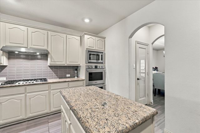 2912 Alta, Grand Prairie, TX 75054