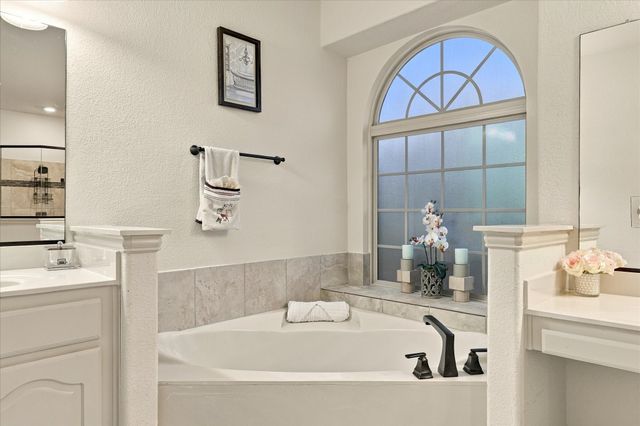 2912 Alta, Grand Prairie, TX 75054