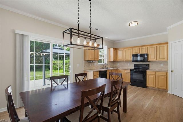 3706 Single Leaf Circle, High Point, NC 27265