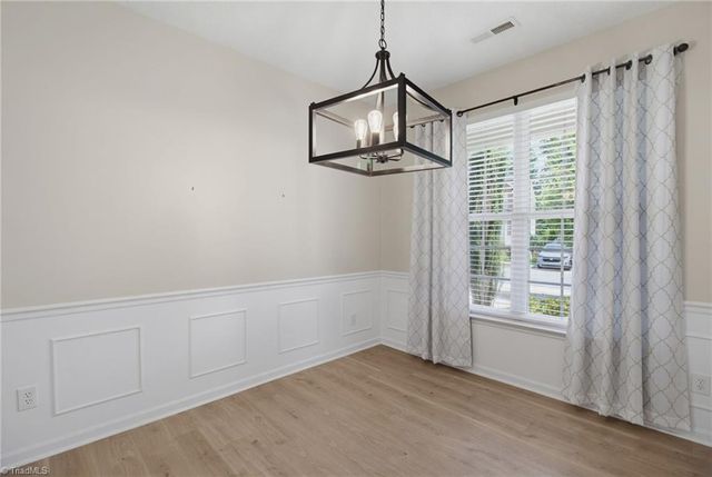 3706 Single Leaf Circle, High Point, NC 27265