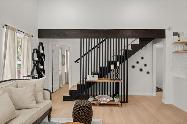 3904 Highland DR, Austin, TX 78734