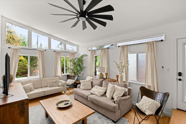 3904 Highland DR, Austin, TX 78734