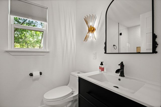 3904 Highland DR, Austin, TX 78734