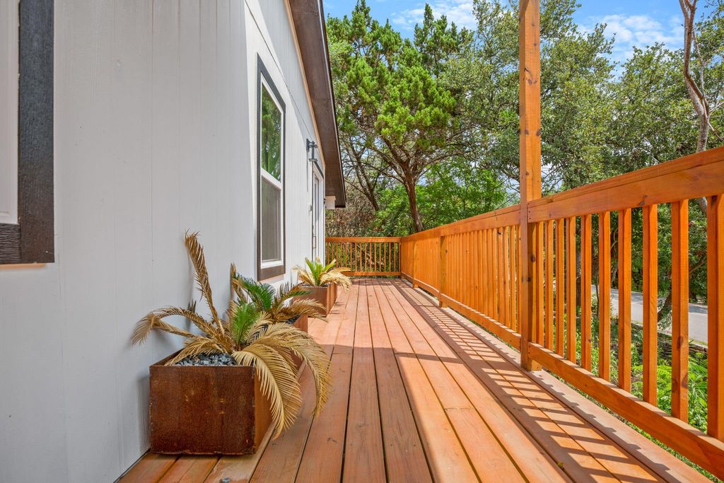 3904 Highland DR, Austin, TX 78734