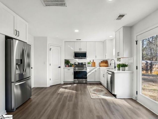 224 Hotchkiss Lane, Duncan, SC 29334