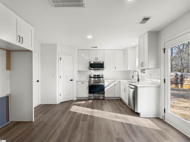 224 Hotchkiss Lane, Duncan, SC 29334