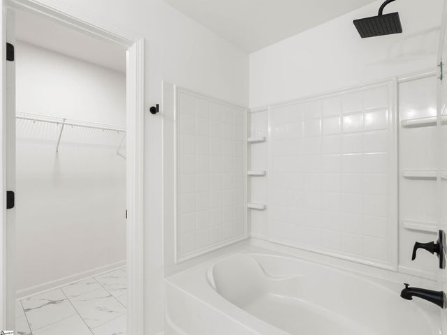 224 Hotchkiss Lane, Duncan, SC 29334