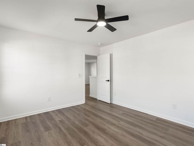 224 Hotchkiss Lane, Duncan, SC 29334