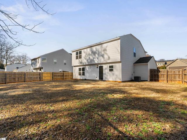 224 Hotchkiss Lane, Duncan, SC 29334