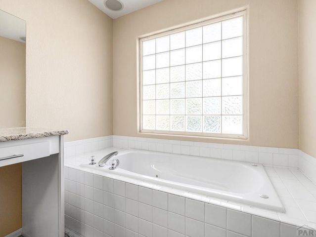 177 Kingsley Ave, Pueblo, CO 81005