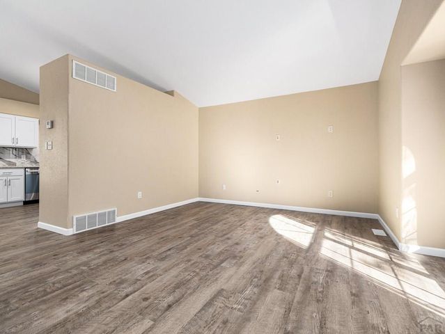 177 Kingsley Ave, Pueblo, CO 81005