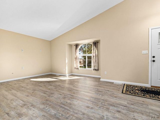 177 Kingsley Ave, Pueblo, CO 81005