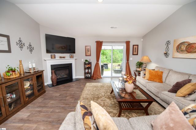 275 Millen Drive, Woodruff, SC 29388