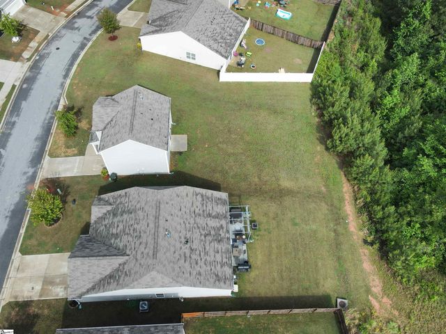 275 Millen Drive, Woodruff, SC 29388
