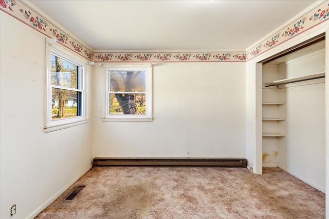 1077 Slaters Creek Rd, Goodlettsville, TN 37072