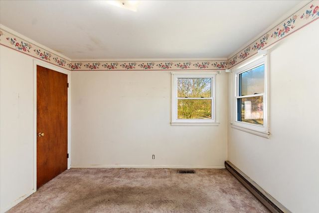 1077 Slaters Creek Rd, Goodlettsville, TN 37072