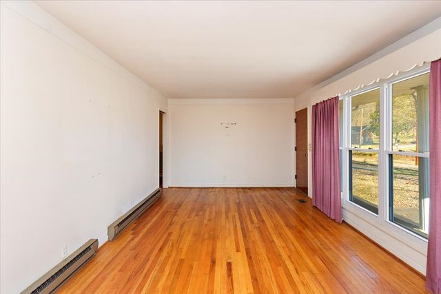 1077 Slaters Creek Rd, Goodlettsville, TN 37072