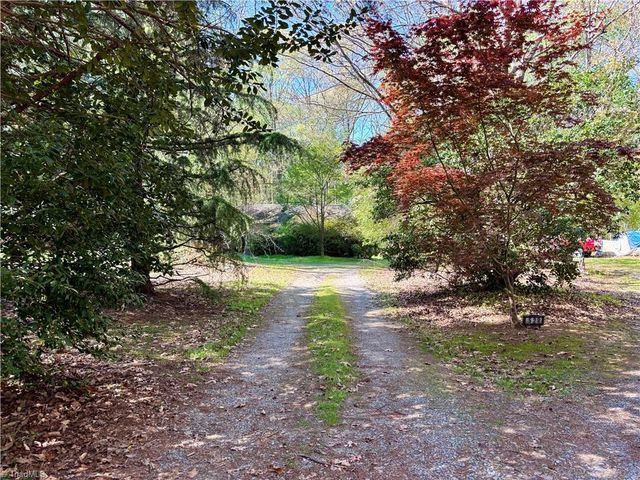 528 Wright Road, Kernersville, NC 27284