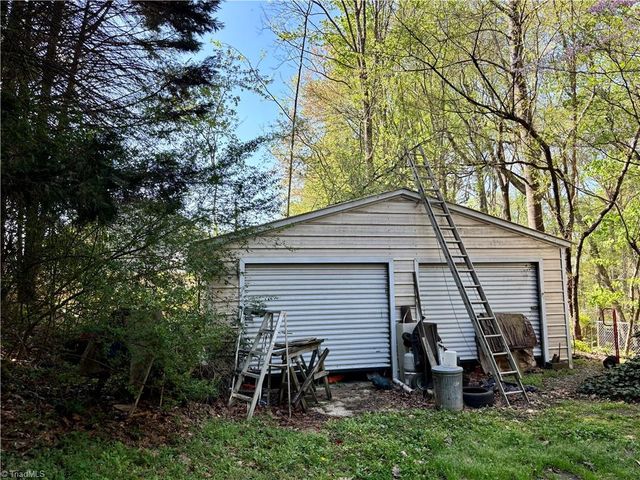 528 Wright Road, Kernersville, NC 27284