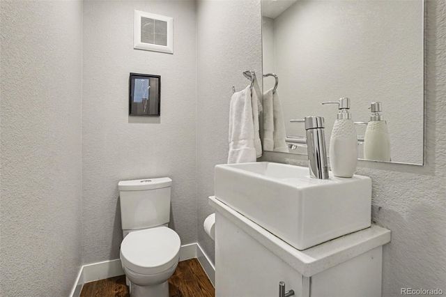 527 Josephine Street, Denver, CO 80206