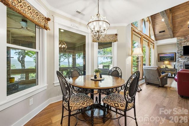 48 S Mountain Morning Lane, Hendersonville, NC 28739
