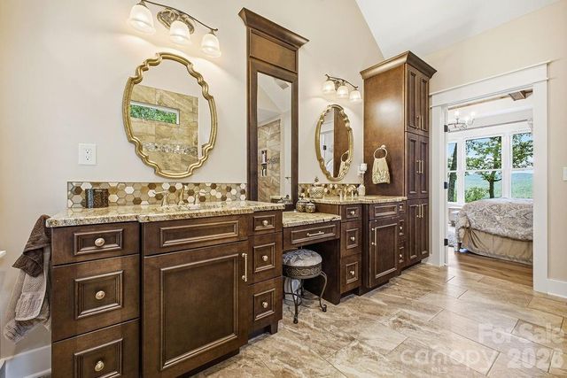 48 S Mountain Morning Lane, Hendersonville, NC 28739
