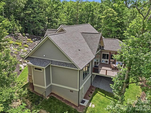 48 S Mountain Morning Lane, Hendersonville, NC 28739
