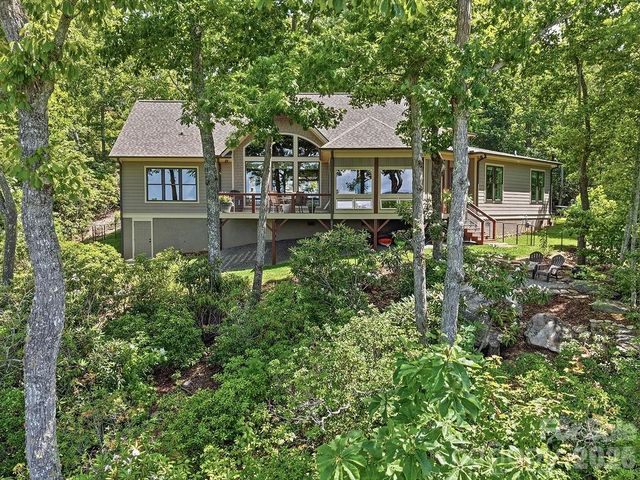48 S Mountain Morning Lane, Hendersonville, NC 28739