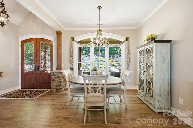 48 S Mountain Morning Lane, Hendersonville, NC 28739