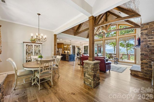 48 S Mountain Morning Lane, Hendersonville, NC 28739