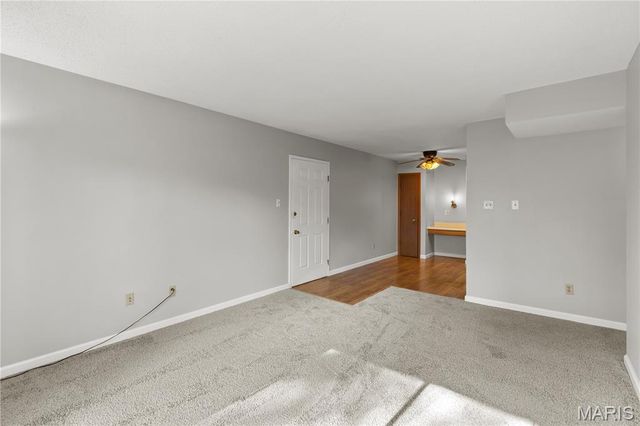 2506 Creve Coeur Mill Road 8, Maryland Heights, MO 63043