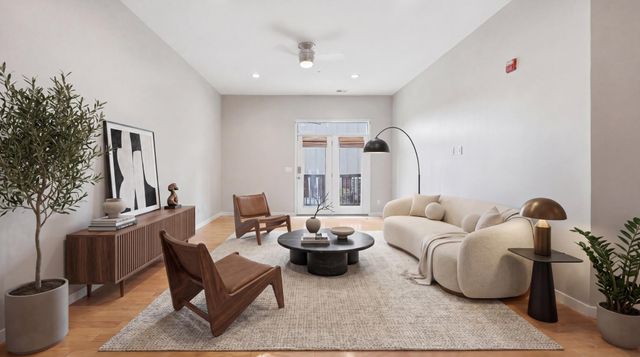 863 Flynn St Apt 104, Chattanooga, TN 37403