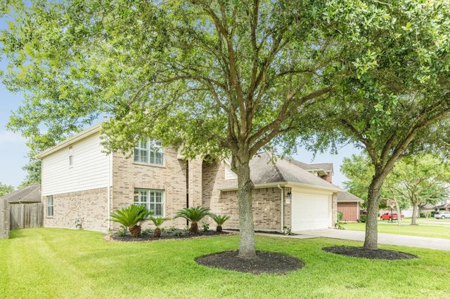 413 Sun River Lane, League City, TX 77539