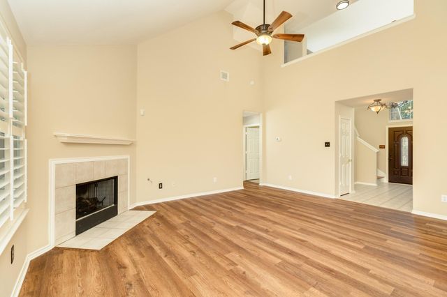 413 Sun River Lane, League City, TX 77539
