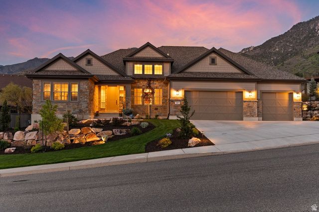 10847 S HIDDENWOOD DR, Sandy, UT 84092